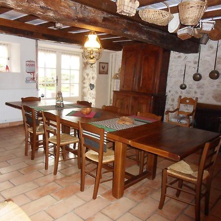 L'Estapade Des Tourelons Bed and Breakfast Saint-Jean-en-Royans Εξωτερικό φωτογραφία