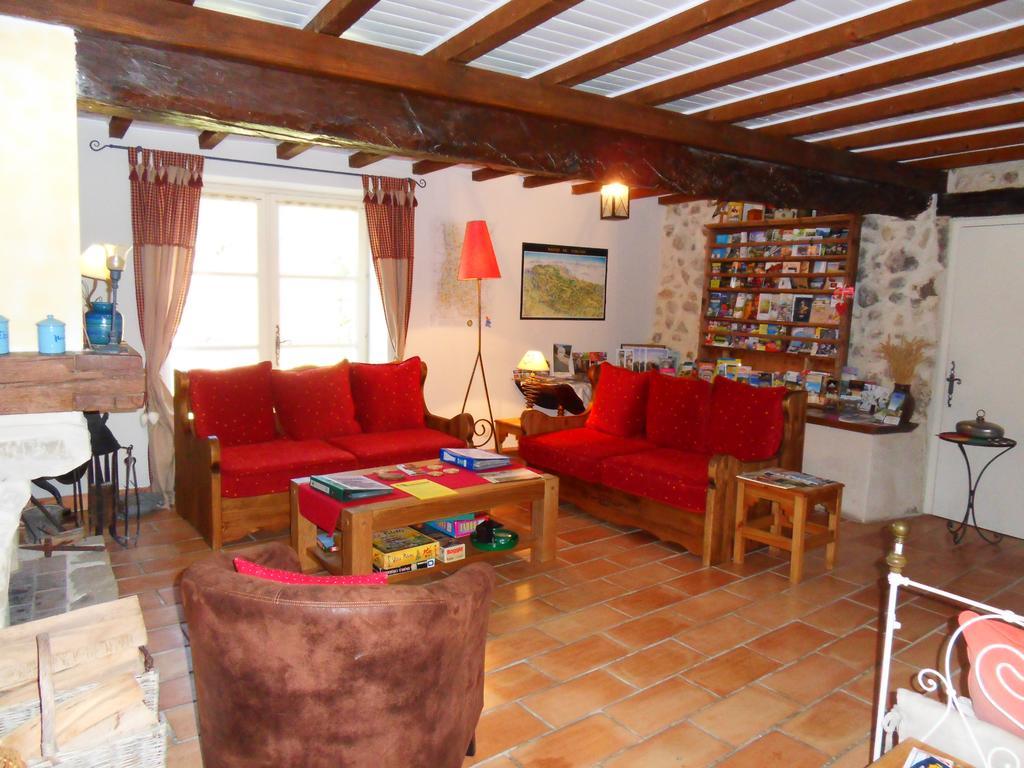 L'Estapade Des Tourelons Bed and Breakfast Saint-Jean-en-Royans Εξωτερικό φωτογραφία