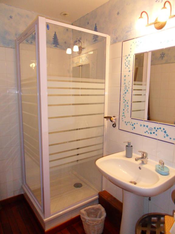 L'Estapade Des Tourelons Bed and Breakfast Saint-Jean-en-Royans Εξωτερικό φωτογραφία